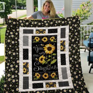 You Are My Sunshine Common Quilt  Quilt